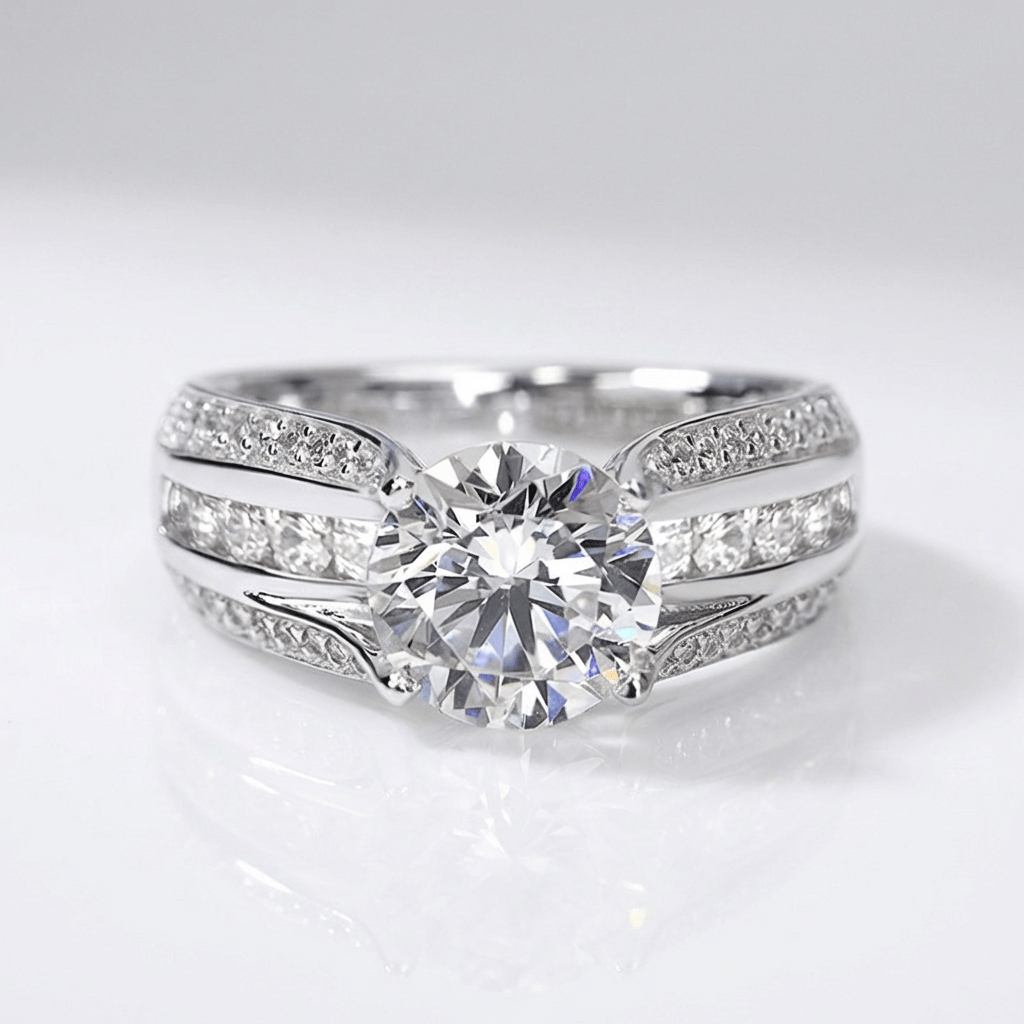 ANELLO color argento CON PAVE DI DIAMANTI