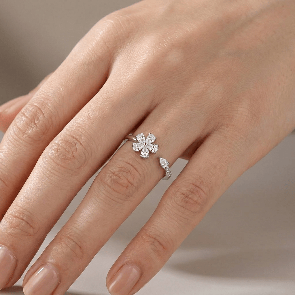 FIORE IN ZIRCONIA ARGENTATA - (REGOLABILE)