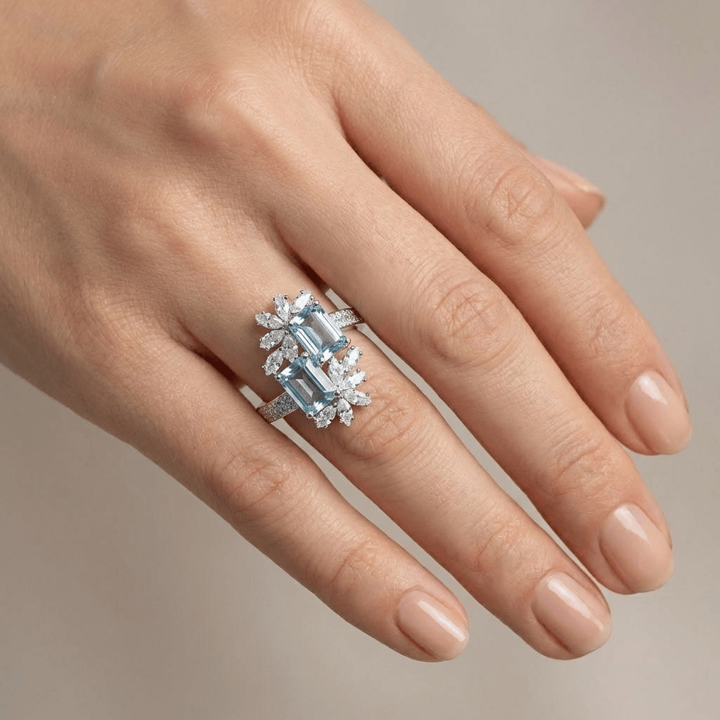 ANELLO color argento CON CRISTALLO ACQUAMARINA - (REGOLABILE)