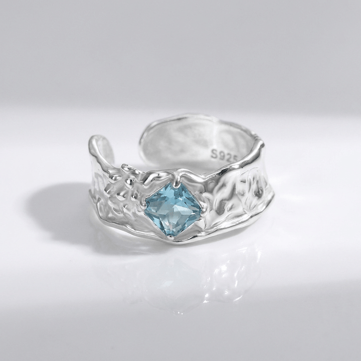 ANELLO TEXTURIZZATO IN ACQUAMARINA ARGENTATA - (REGOLABILE)