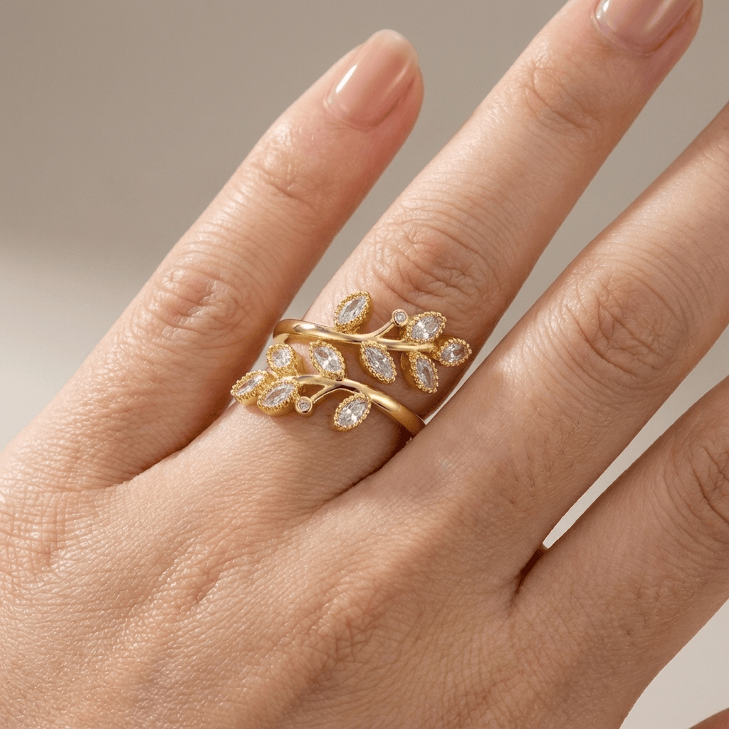 ANELLO AVVOLGENTE IN FOGLIA D'ORO - (REGOLABILE)