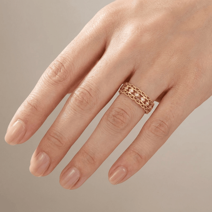 ANELLO IN LAVORAZIONE APERTA CON Zirconia D'ORO
