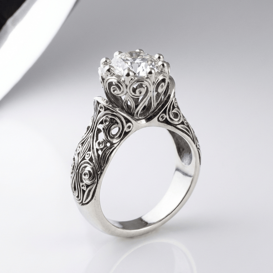 ANELLO EREDO DI ZIRCONIA ARGENTATA