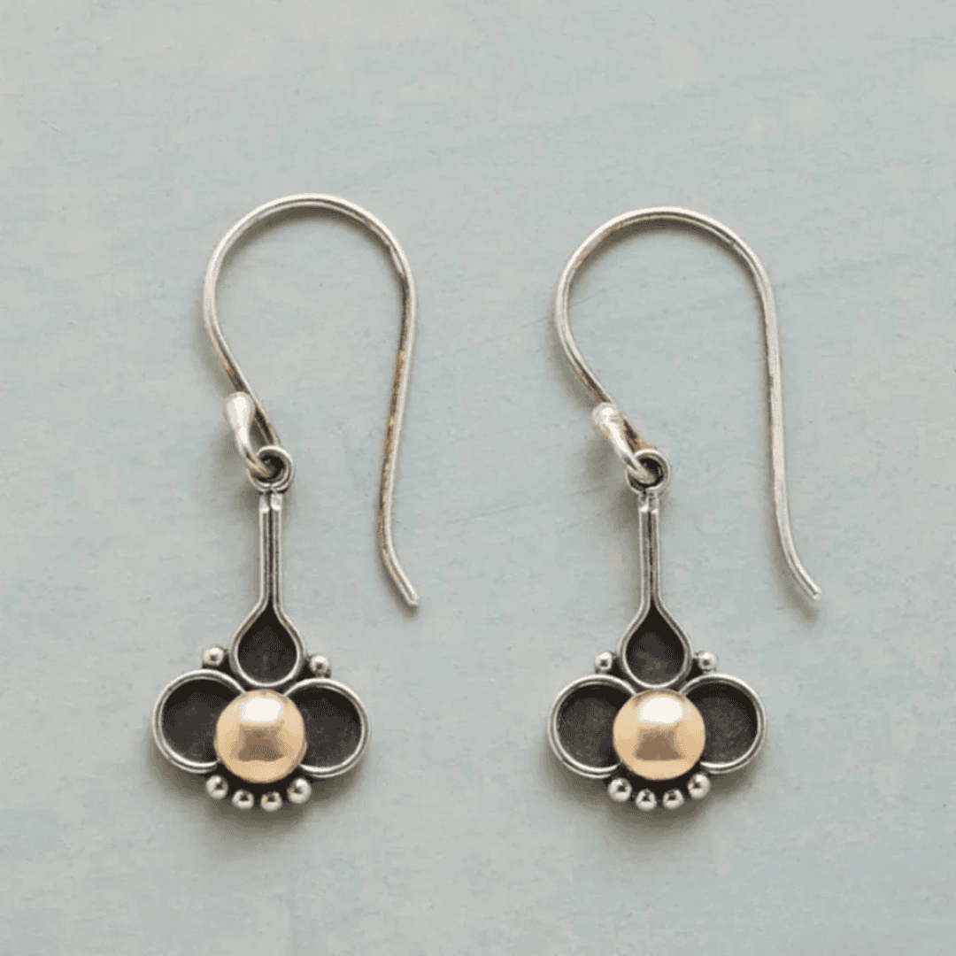 Orecchini Boho Clover in Perla e color argento