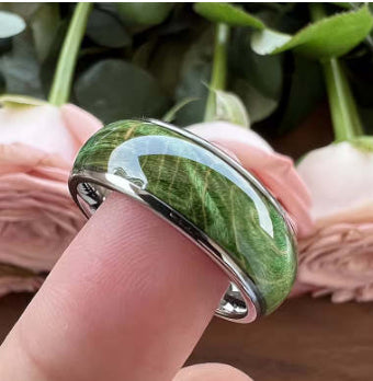Anello in Legno di Pietra Verde Serenità