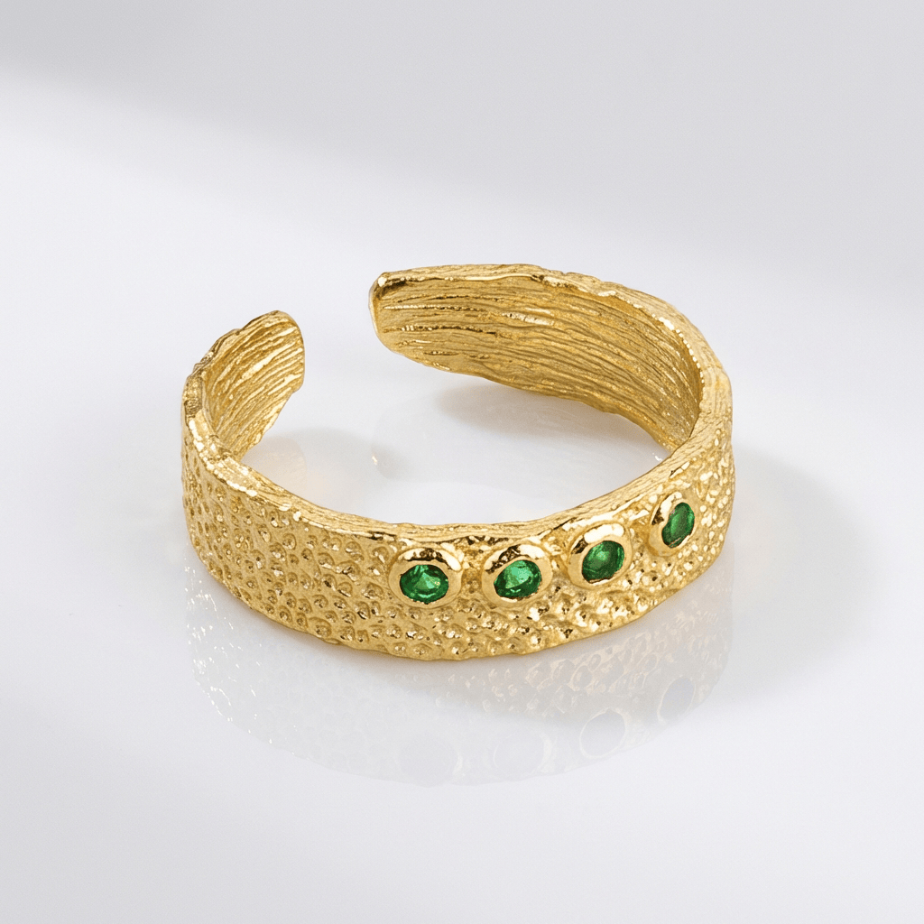 ANELLO A CUFFIA TEXTURIZZATO IN EMERALD - (REGOLABILE)