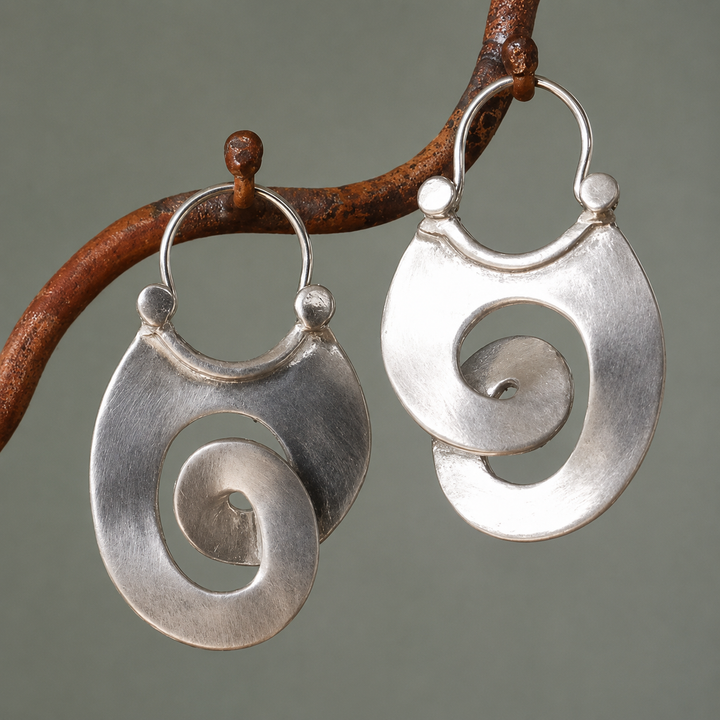 Orecchini a spirale color argento vintage