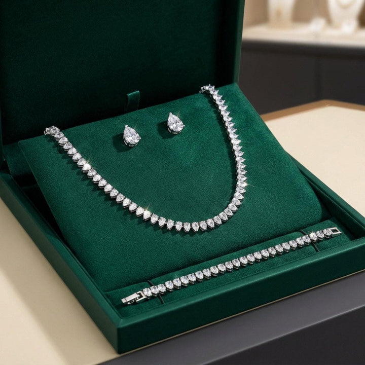 Splendido Set Completo da Sposa in Zirconia Cubica Trasparente