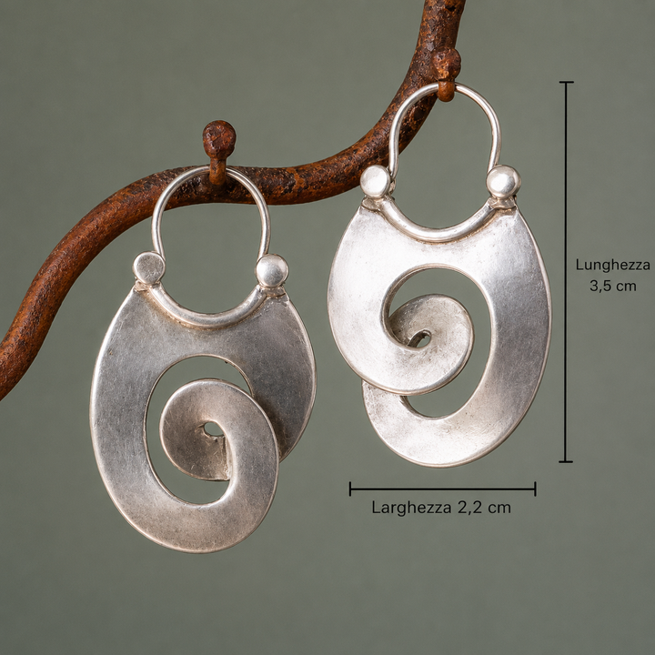 Orecchini a spirale color argento vintage