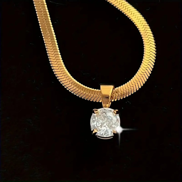 Collana con Pendente Elegante in Strass | Oro
