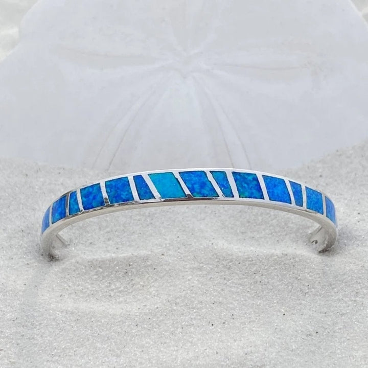 Bracciale in Opale Blu e color argento
