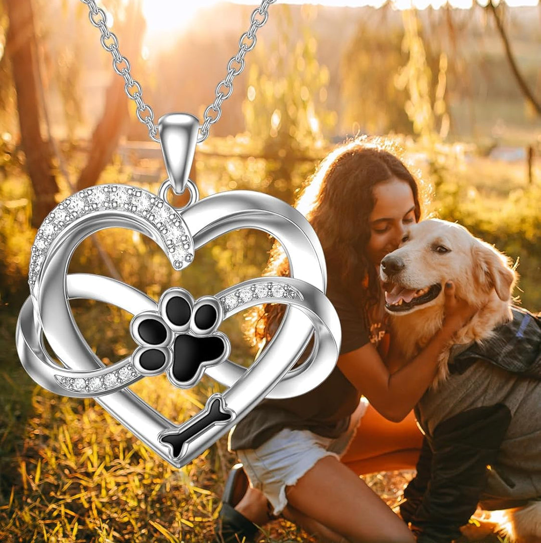 Collana Infinity a Cuore e Zampa color argento con Zirconia