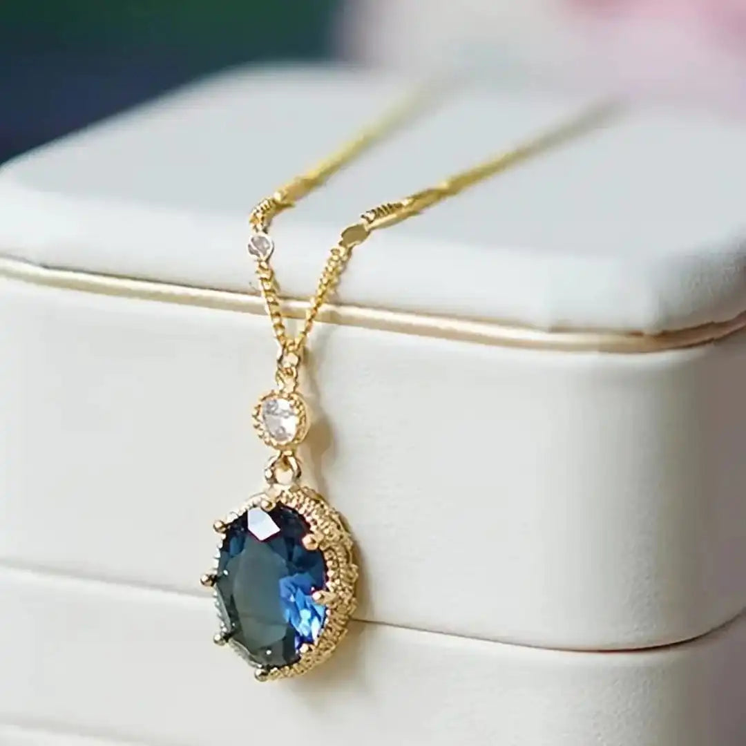 Collana Thessia Lunebray