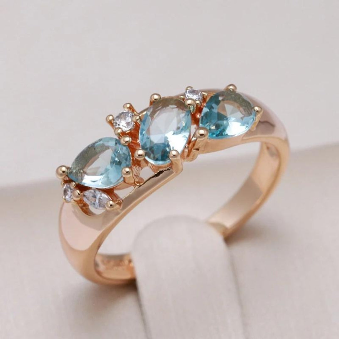 Elegante Anello Vintage in Zirconia Blu color oro