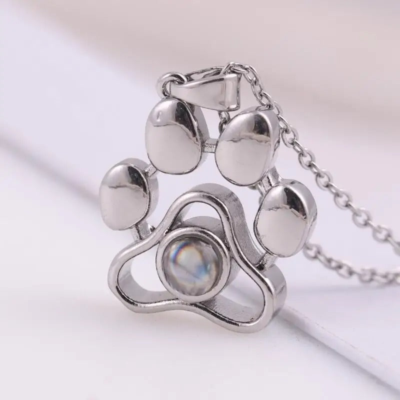 Collana con Proiezione Fotografica Personalizzata a Zampa