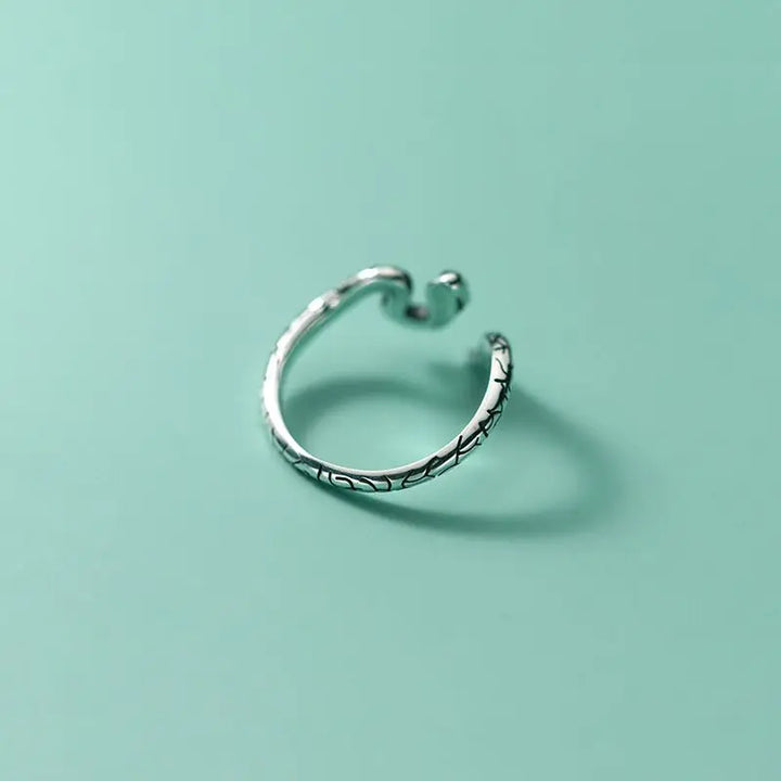 Anello a forma di serpente color argento