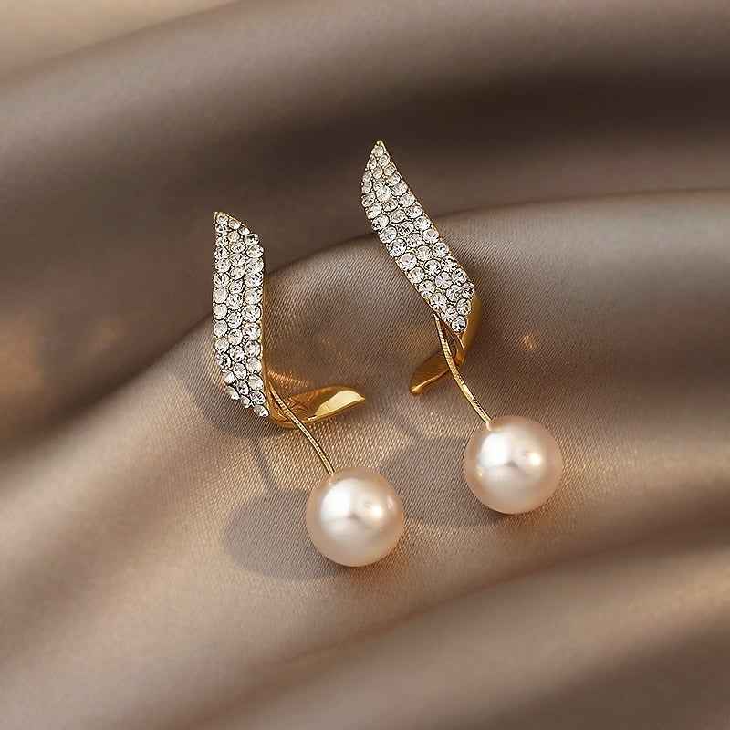 Orecchini in Perla color oro