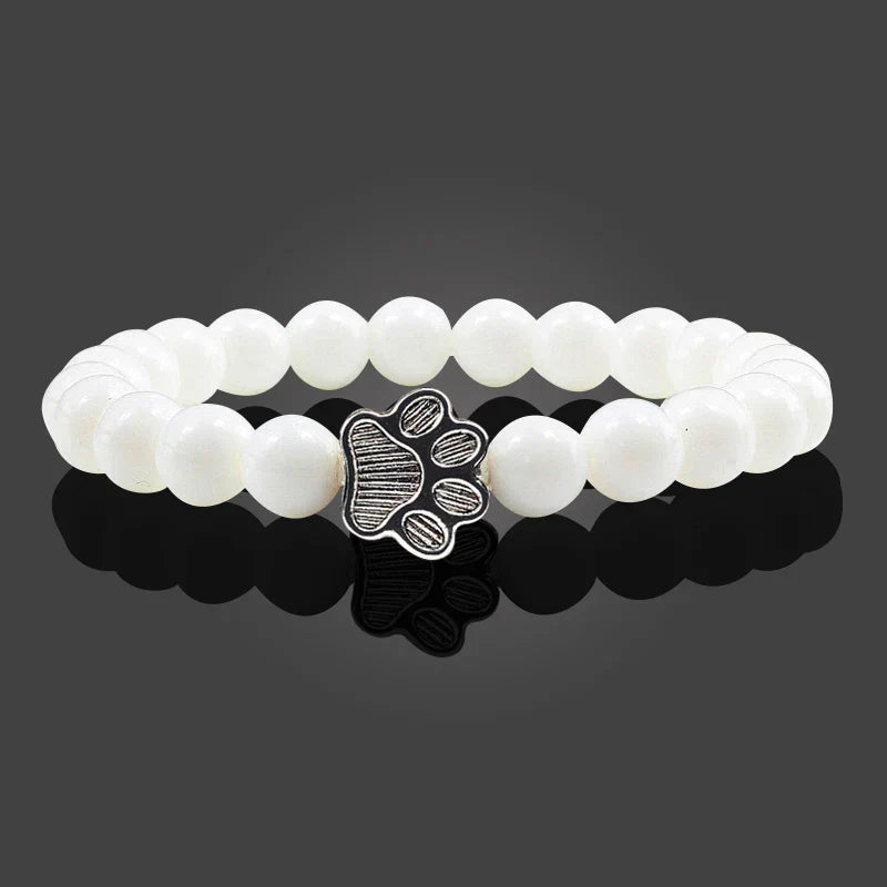 Bracciale con Zampa di Perline – Design in Pietra Naturale