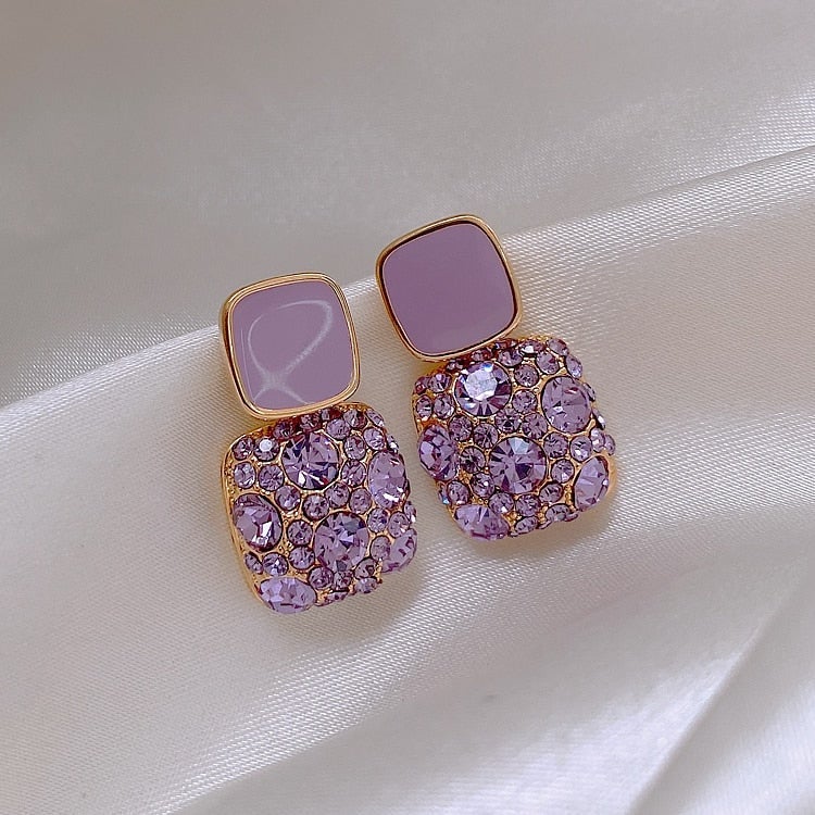 Orecchini di Lusso Viola con Incastonatura di Zirconia