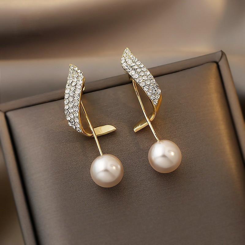 Orecchini in Perla color oro