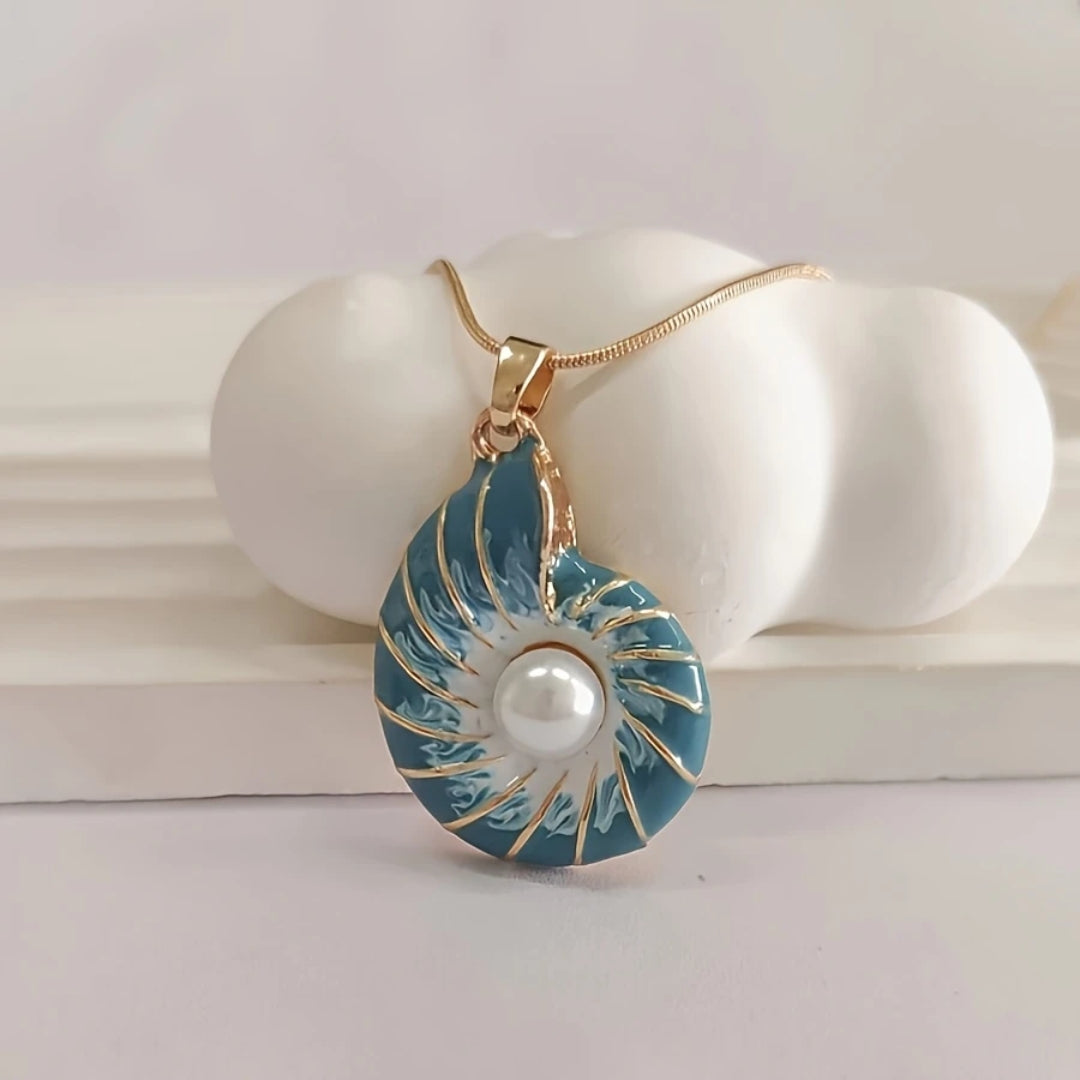 Collana con Conchiglia Blu Perla