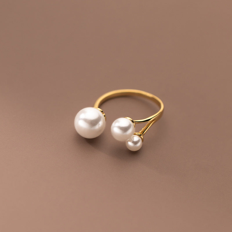 Anello Regolabile in Perla d'Acqua Dolce Tripla color argento