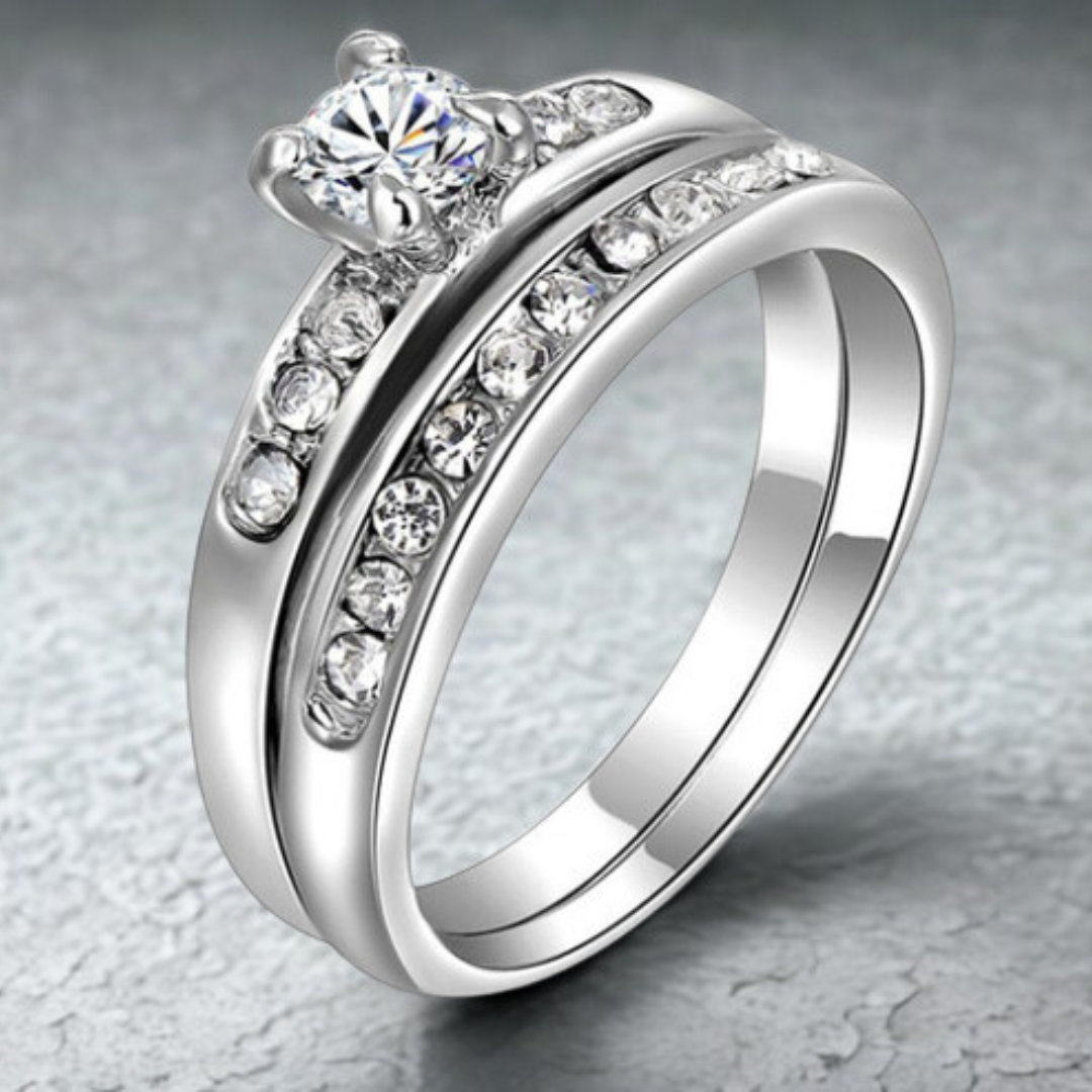 Anello Vintage in Argento e Cristallo