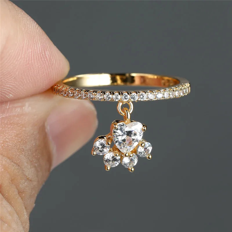 Anello Vintage con Impronta di Zampa di Gatto e Cuore in Pietra – Tonalità Oro e color argento