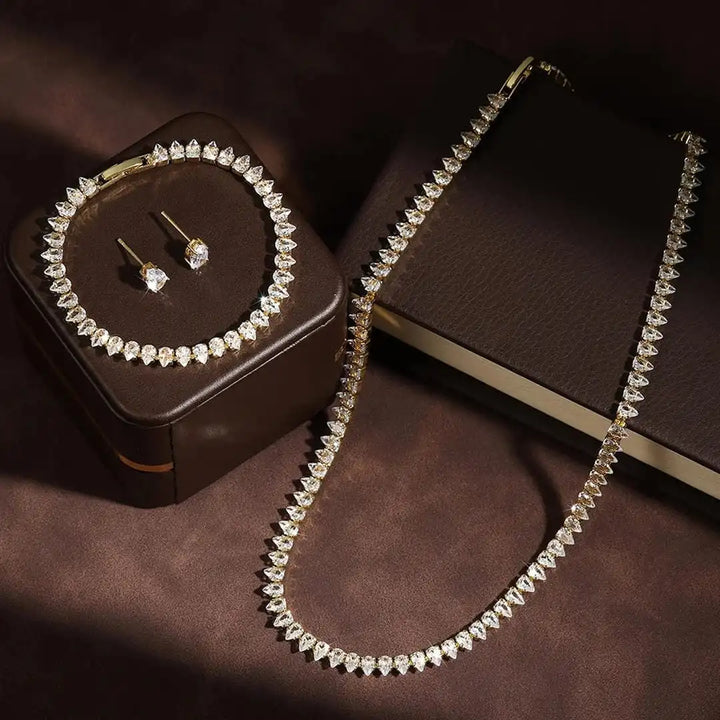 Splendido Set Completo da Sposa in Zirconia Cubica Trasparente