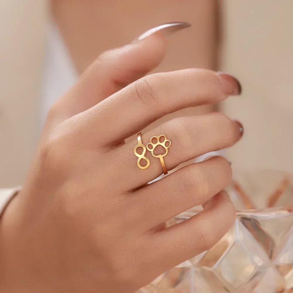 Anello Infinito Regolabile con Impronta di Zampa – Acciaio Inossidabile