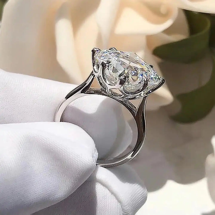 Anello color oro con Zirconi Cubici Senza Tempo