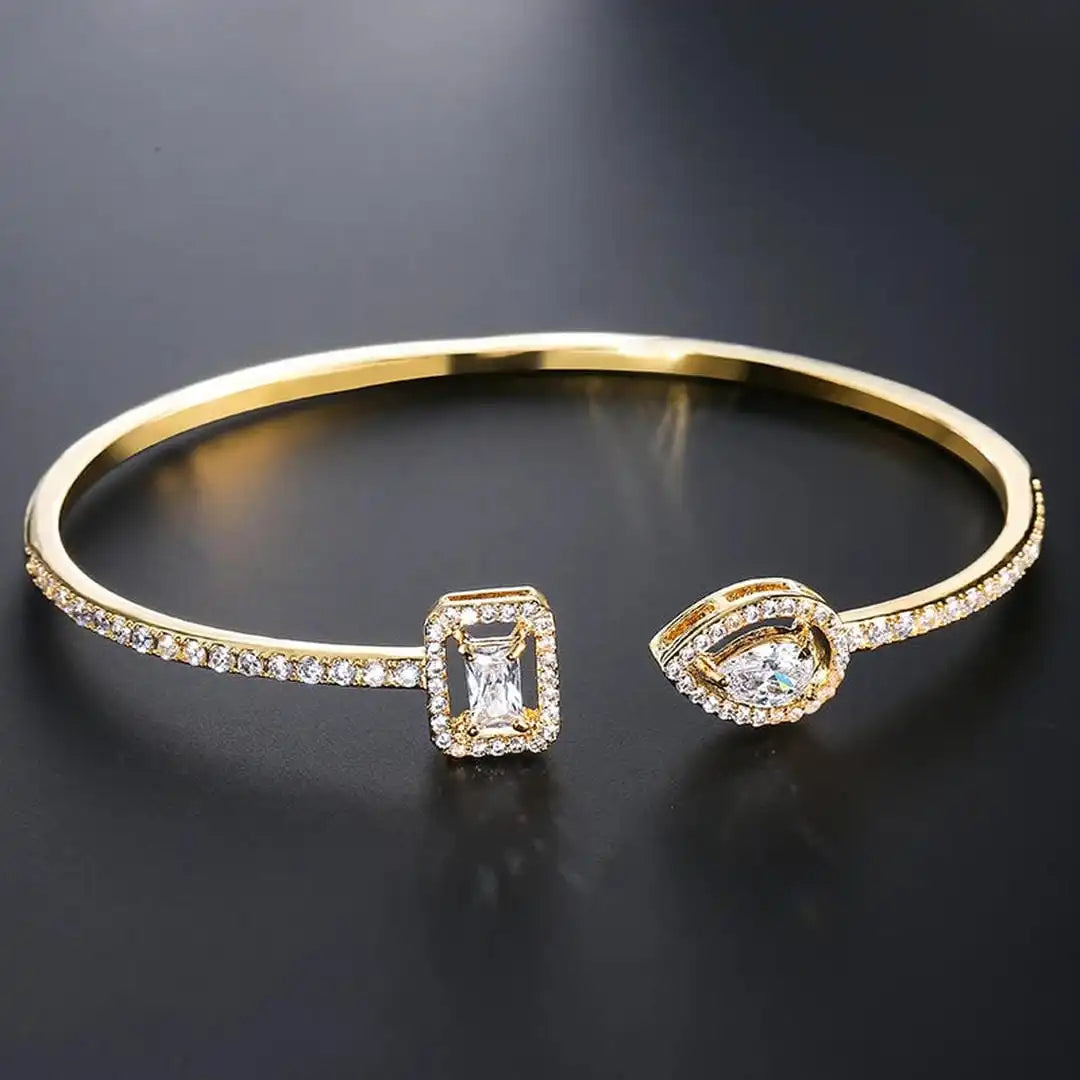 Bracciale Aperto color oro con Due Pietre