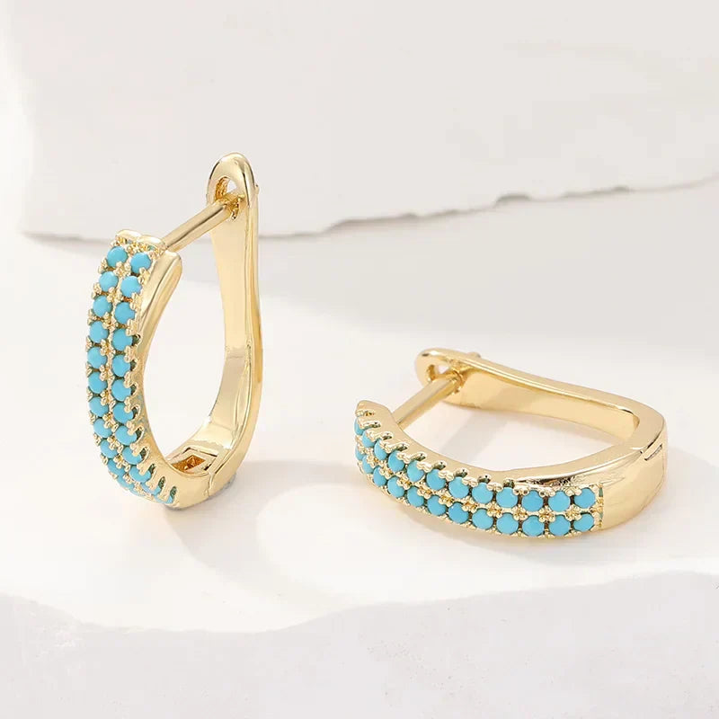 Orecchini Huggies Classici in Oro con Pavé Turchese