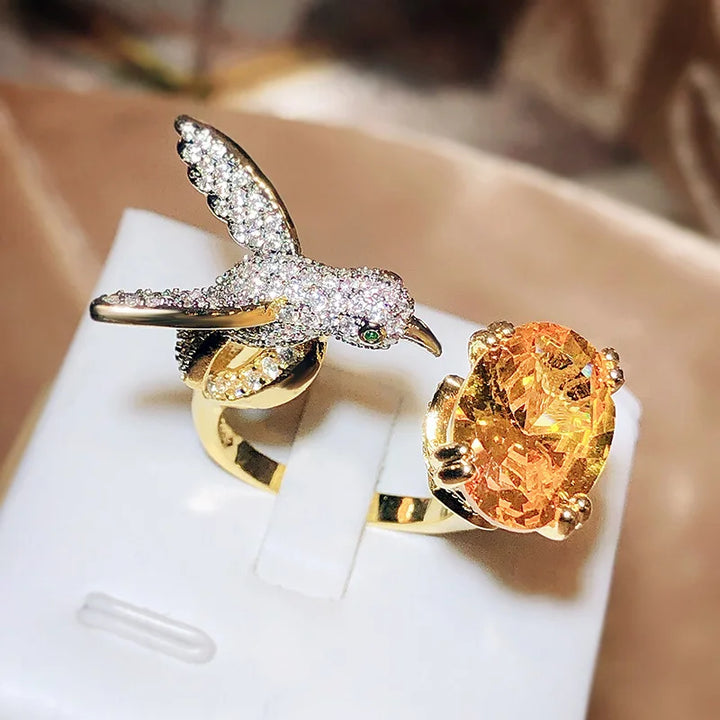 Anello Regolabile in Gemma Colibrì – Zircone, Placcato Oro
