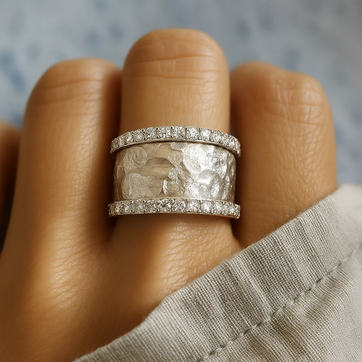 Anello Vintage Placcato Argento con Zirconia