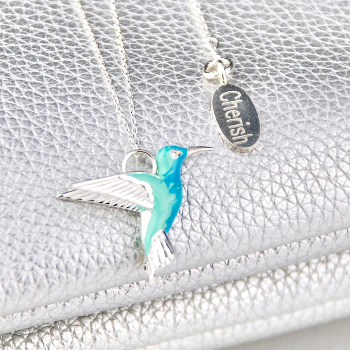 Collana color argento con Smalto a Forma di Colibrì