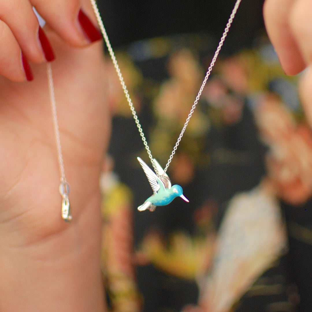 Collana color argento con Smalto a Forma di Colibrì
