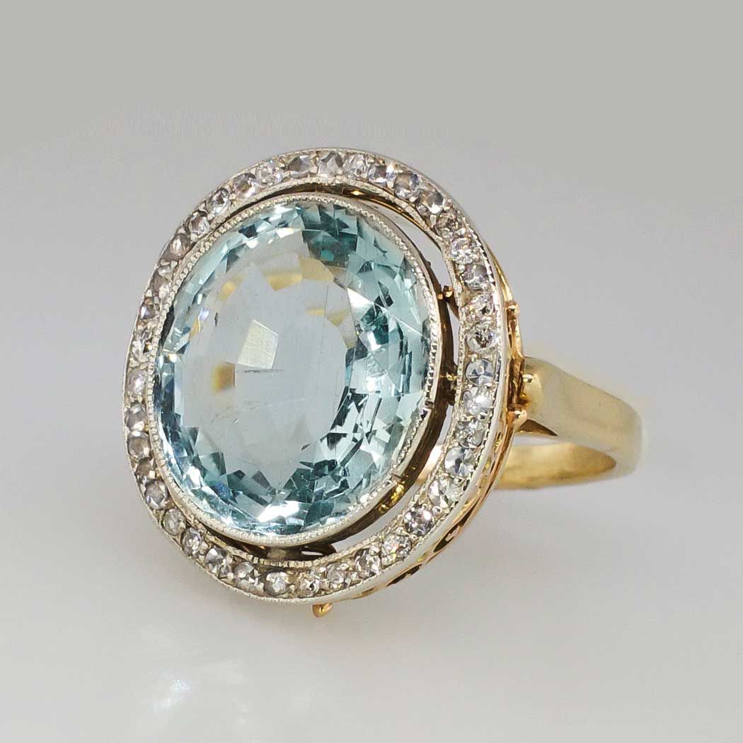 Anello in Vetro Blu Arrotondato con Oro