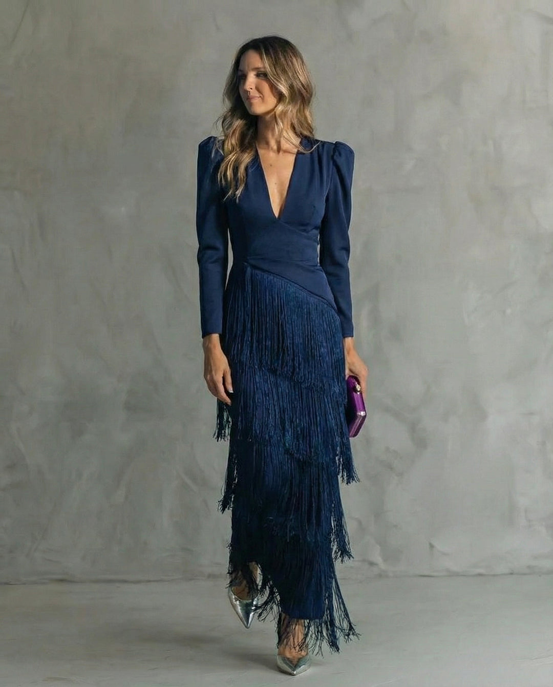 Chiara – Abito Elegante con Maniche Frangiate
