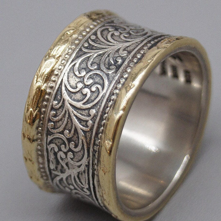 Anello Vintage Elegante in Oro e Argento