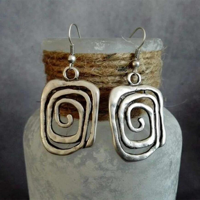 Orecchini Boho a Spirale color argento