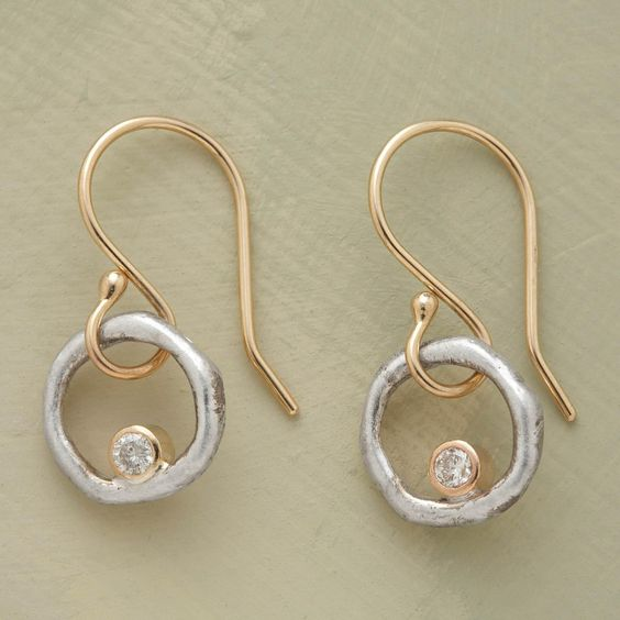 Orecchini Vintage color oro e color argento con Zirconia