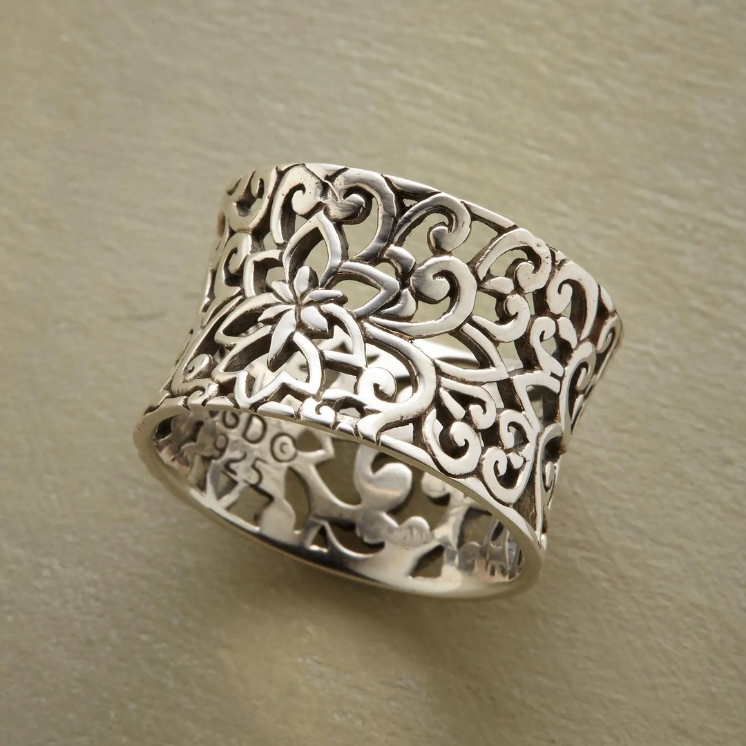 Anello Hollow Argento Vintage Elegante