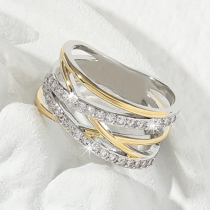 Anello in Zirconia Strato Luminoso Oro e color argento