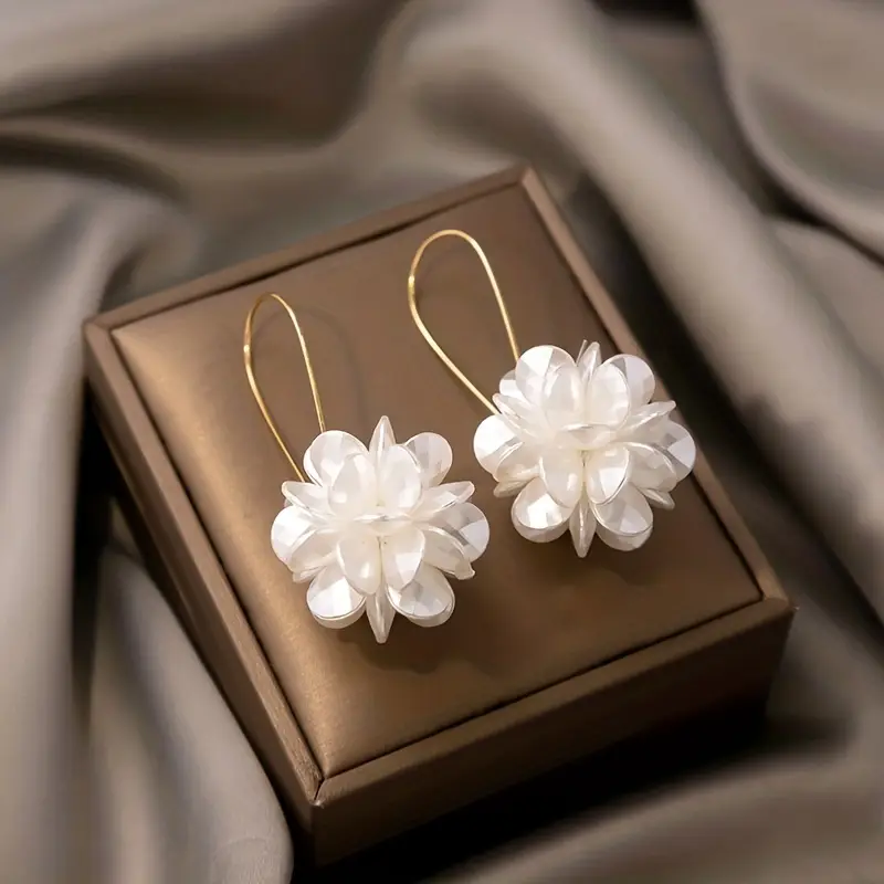 Orecchini White Blossom