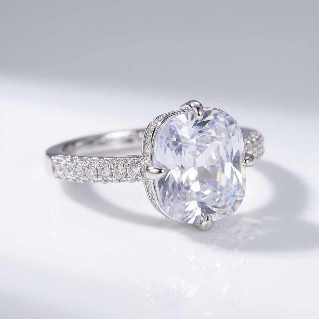 ANELLO ELEGANTE IN ZIRCONIA OVALE ORO BIANCO