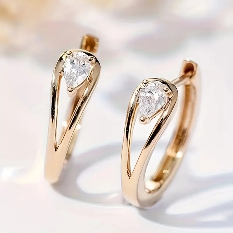 Orecchini a Goccia color oro in Zirconia