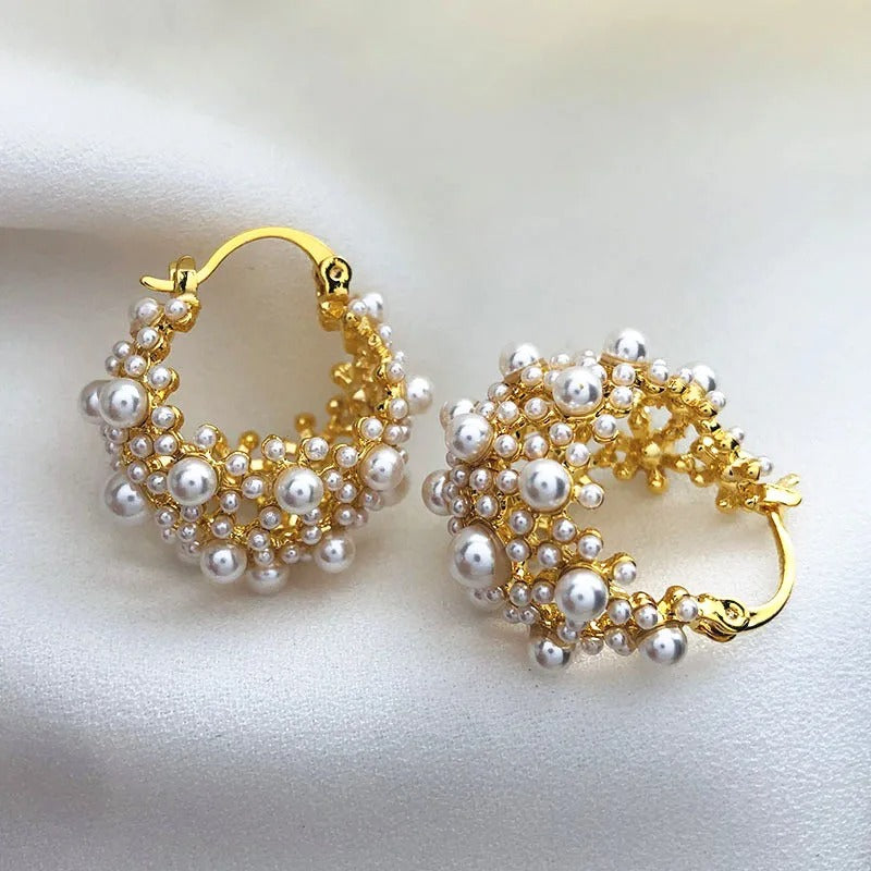 Orecchini a Cerchio Vintage color oro e Perle