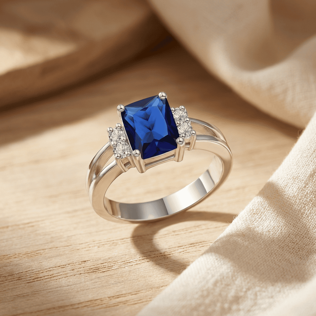 Anello in Pietra Blu a Taglio Ottagonale